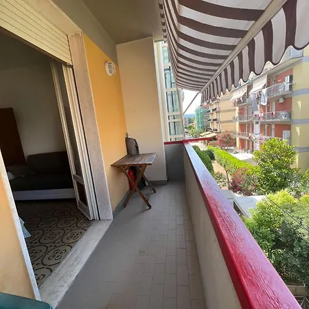 Ss Apartment *